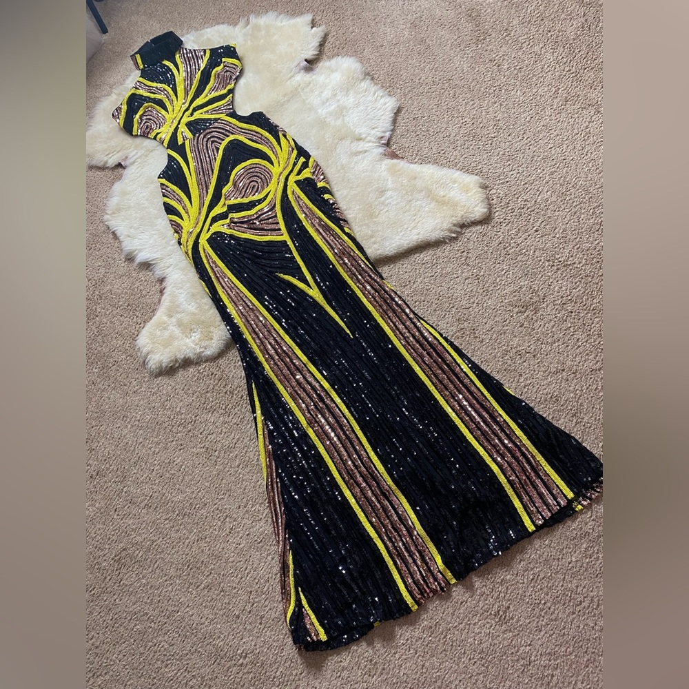 Evening/ Cocktail Gown